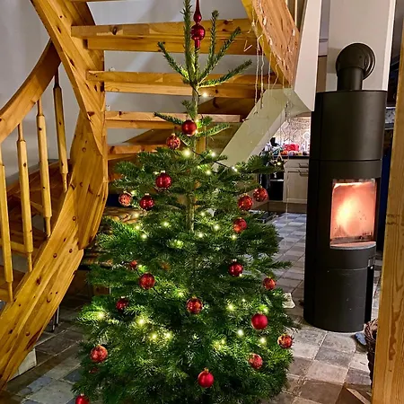 Feriehus Blaues Haus - Ankommen Und Sich Wohlfuehlen